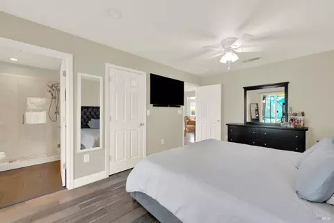 Bedroom - 2445 Maple Ave, Concord, CA 94520 photo 8 of 8