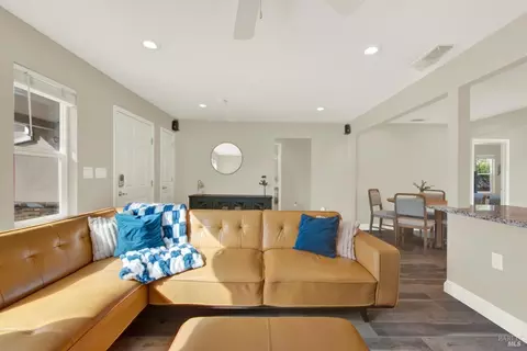Living - 2445 Maple Ave, Concord, CA 94520 photo 1 of 2