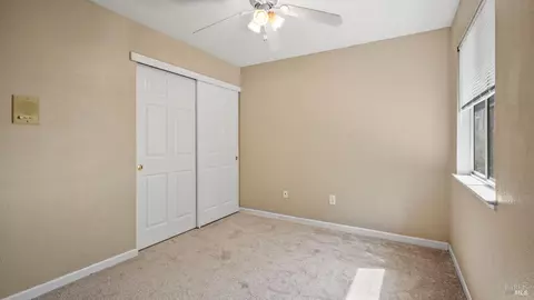 Bedroom - 2231 Silver Fox Cir, Fairfield, CA 94534 photo 6 of 9