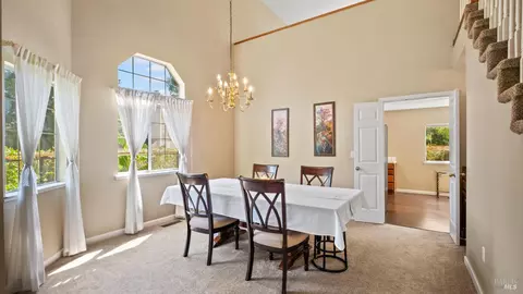 Dining - 2231 Silver Fox Cir, Fairfield, CA 94534 photo 1 of 4
