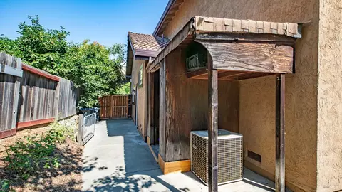 Exterior - 2231 Silver Fox Cir, Fairfield, CA 94534 photo 18 of 28