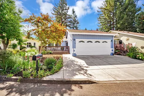 1748 Arroyo Sierra Ave, Santa Rosa, CA 95405