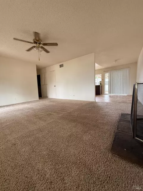 Living - 137 Edwin Dr, Vacaville, CA 95687 photo 2 of 2