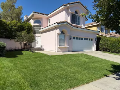 33 Cove Ct, Napa, CA 94559
