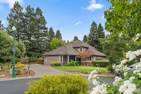 426 Secretariat Ct, Santa Rosa, CA 95401