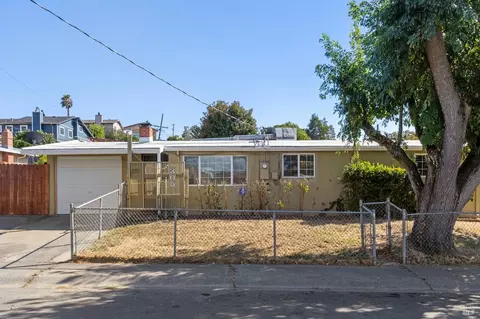 Exterior - 305 Baywood Dr, Vallejo, CA 94591 photo 10 of 10