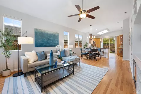 2599 Silver Spur Dr, Santa Rosa, CA 95407