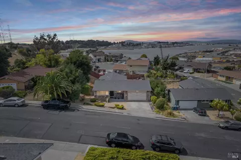 View/Area - 392 Winchester St, Vallejo, CA 94590 photo 2 of 8