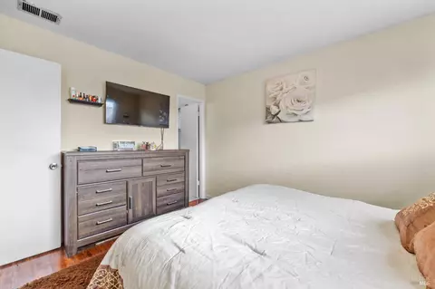 Bedroom - 392 Winchester St, Vallejo, CA 94590 photo 4 of 5