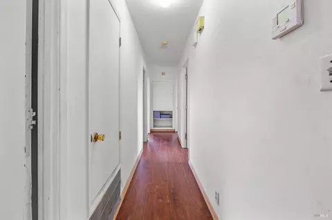 Entry Way - 392 Winchester St, Vallejo, CA 94590 photo 4 of 4