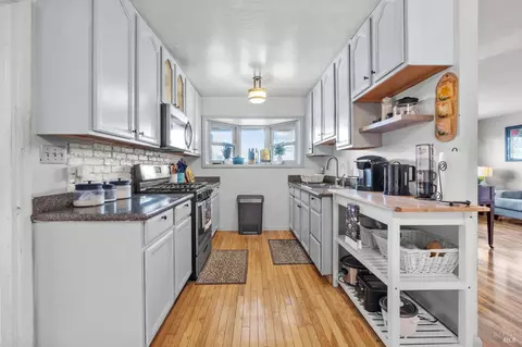 Kitchen - 392 Winchester St, Vallejo, CA 94590 photo 2 of 4