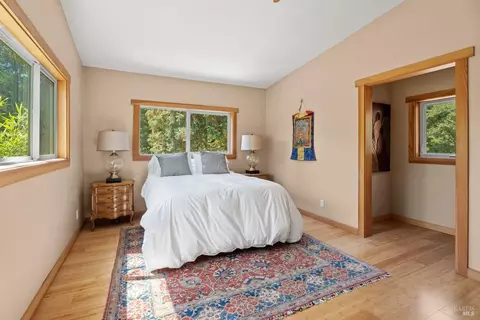 Bedroom - 4901 Little Mill Creek Rd, Philo, CA 95466 photo 2 of 4