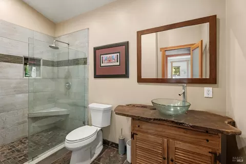 Bath - 4901 Little Mill Creek Rd, Philo, CA 95466 photo 3 of 3