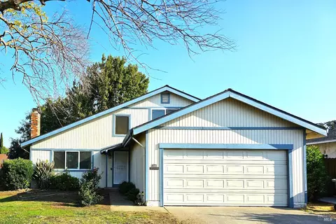 1048 E Tabor Ave, Fairfield, CA 94533