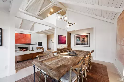 Dining - 1090 Bart Rd, Sonoma, CA 95476 photo 3 of 4
