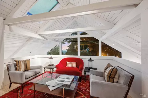 Living - 1090 Bart Rd, Sonoma, CA 95476 photo 4 of 4