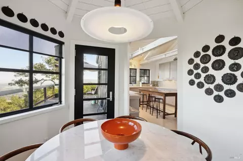 Dining - 1090 Bart Rd, Sonoma, CA 95476 photo 4 of 4