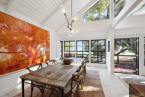 Dining - 1090 Bart Rd, Sonoma, CA 95476 photo 1 of 4