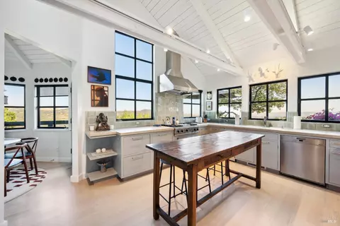 Kitchen - 1090 Bart Rd, Sonoma, CA 95476 photo 2 of 7