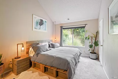 Bedroom - 416 Lighthouse Ct, Hercules, CA 94547 photo 1 of 4