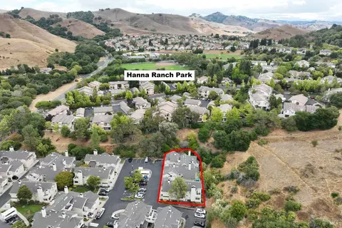 View/Area - 416 Lighthouse Ct, Hercules, CA 94547 photo 4 of 5