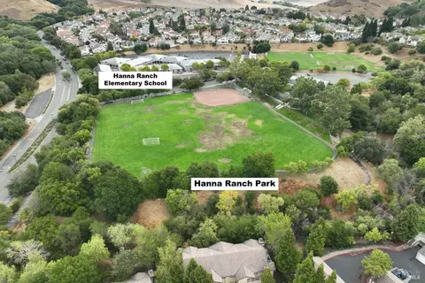 View/Area - 416 Lighthouse Ct, Hercules, CA 94547 photo 5 of 5