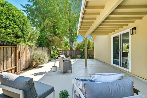 100 Temelec Cir, Sonoma, CA 95476 photo 22