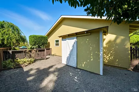 100 Temelec Cir, Sonoma, CA 95476 photo 8