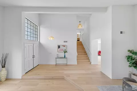 Entry Way - 32 Basinside Way, Alameda, CA 94502 photo 2 of 6
