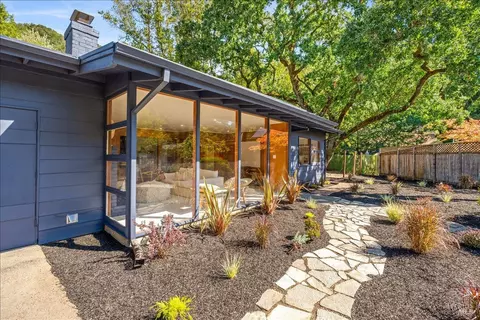 84 Canyon Rd, Fairfax, CA 94930