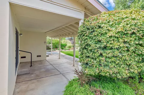 Exterior - 12 Devonshire Dr, Novato, CA 94947 photo 7 of 17