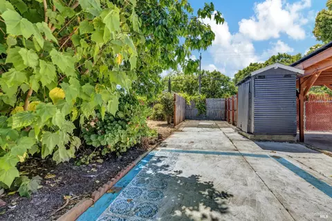 Exterior - 600 Buss Ave, Vallejo, CA 94591 photo 5 of 7