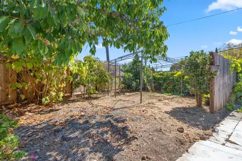 Exterior - 600 Buss Ave, Vallejo, CA 94591 photo 7 of 7