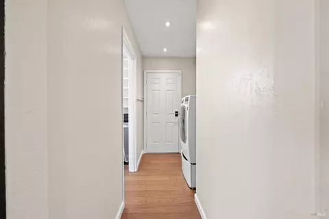 Entry Way - 600 Buss Ave, Vallejo, CA 94591 photo 1 of 1