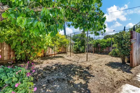 Exterior - 600 Buss Ave, Vallejo, CA 94591 photo 2 of 7