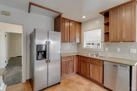 121 California St, Vallejo, CA 94590 photo 23