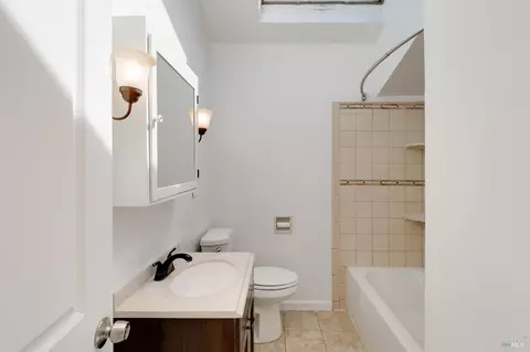 Bath - 121 California St, Vallejo, CA 94590 photo 1 of 4