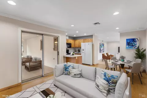 Living - 171 Clipper Dr, Pittsburg, CA 94565 photo 1 of 2