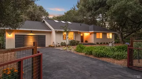 Exterior - 5925 Fredricks Rd, Sebastopol, CA 95472 photo 6 of 24