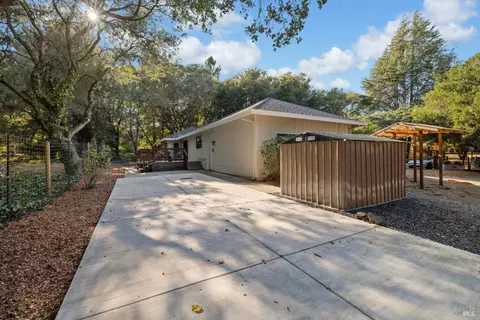 Exterior - 5925 Fredricks Rd, Sebastopol, CA 95472 photo 20 of 24