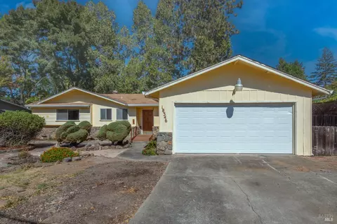 18346 Happy Ln, Sonoma, CA 95476