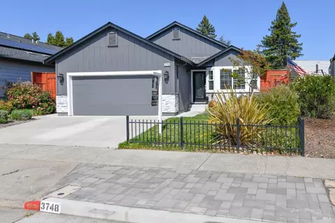 3748 Mocha Ln, Santa Rosa, CA 95403