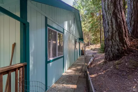 Exterior - 2078 Buckeye Dr, Willits, CA 95490 photo 10 of 10