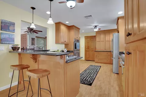 636 Meadows Ct, Fairfield, CA 94534 photo 11