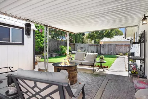 2734 Laurel Dr, Fairfield, CA 94533 photo 10
