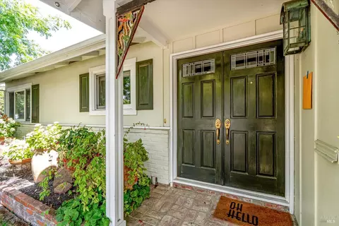 856 4th St E, Sonoma, CA 95476 photo 4