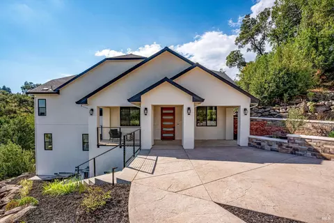 3511 Hanover Pl, Santa Rosa, CA 95404