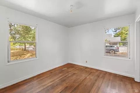 Bedroom - 288 E San Francisco Ave, Willits, CA 95490 photo 3 of 3