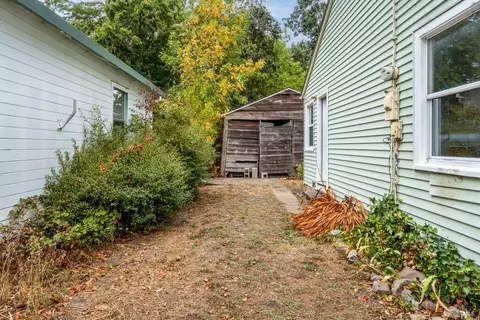 Exterior - 288 E San Francisco Ave, Willits, CA 95490 photo 3 of 3