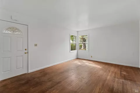 Living - 288 E San Francisco Ave, Willits, CA 95490 photo 1 of 2